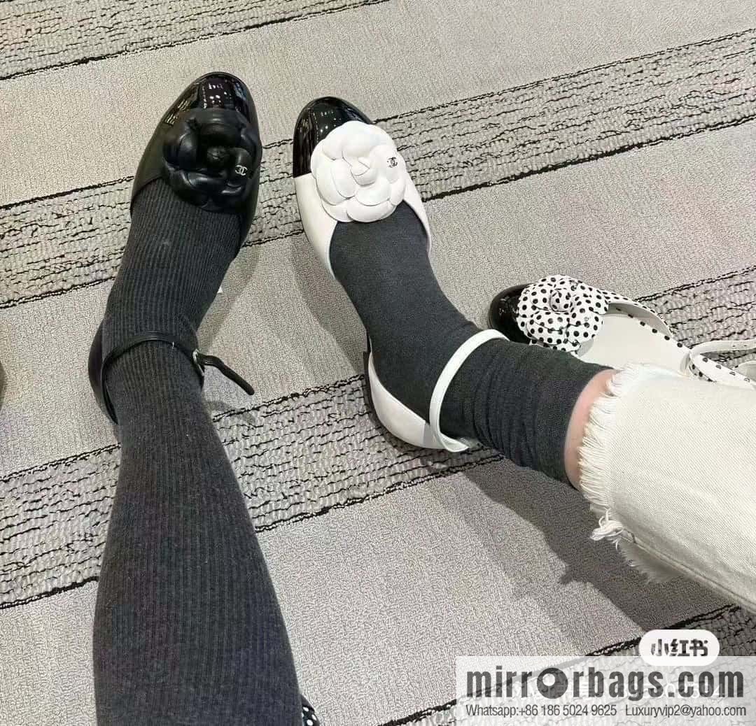 CHANEL Xiaoxiang Early Spring Camellia 🥰 Hollow Mary Jane Sandals