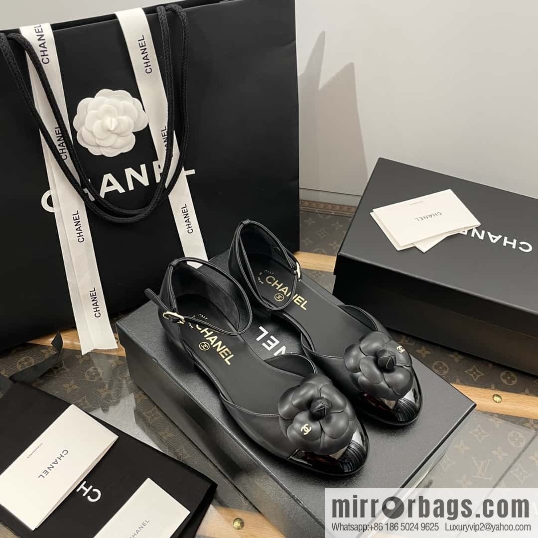 CHANEL Xiaoxiang Early Spring Camellia 🥰 Hollow Mary Jane Sandals