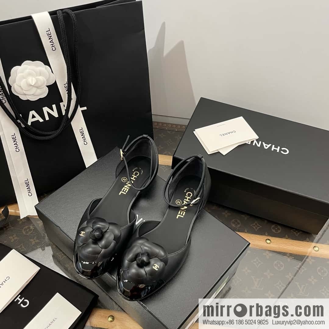 CHANEL Xiaoxiang Early Spring Camellia 🥰 Hollow Mary Jane Sandals