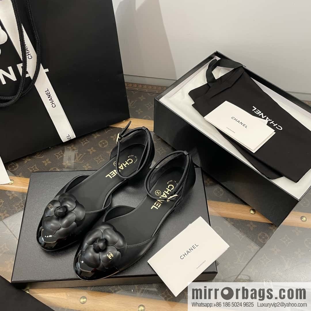 CHANEL Xiaoxiang Early Spring Camellia 🥰 Hollow Mary Jane Sandals