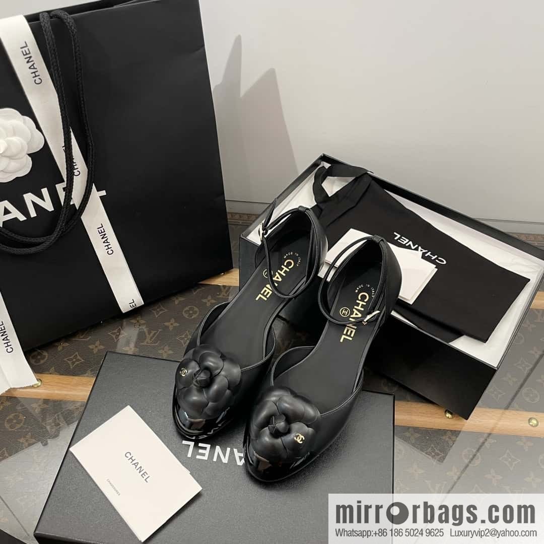 CHANEL Xiaoxiang Early Spring Camellia 🥰 Hollow Mary Jane Sandals