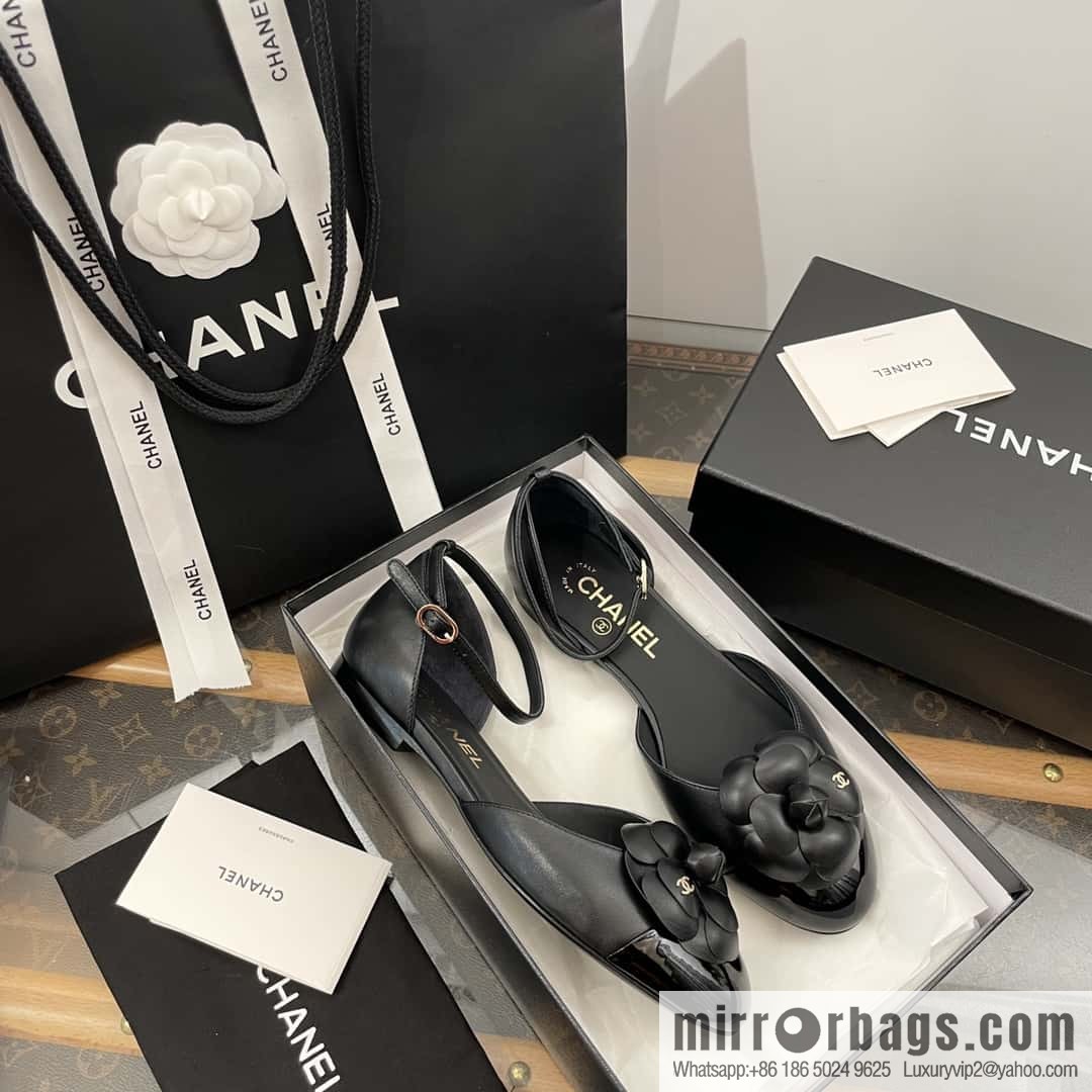 CHANEL Xiaoxiang Early Spring Camellia 🥰 Hollow Mary Jane Sandals