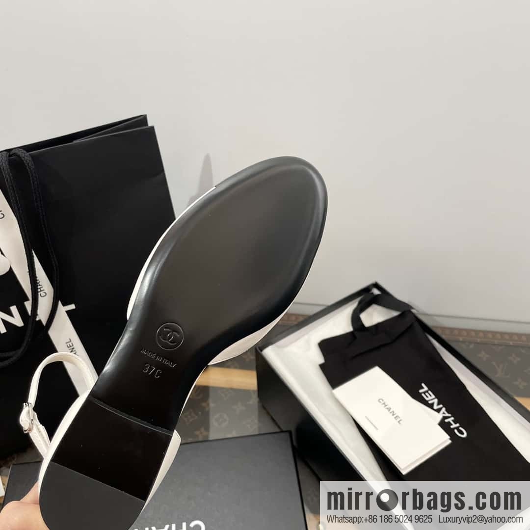 CHANEL Xiaoxiang Early Spring Camellia 🥰 Hollow Mary Jane Sandals