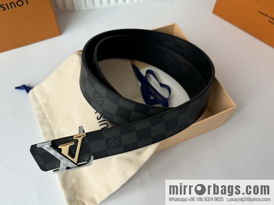 LV letter logo metal buckle double-sided usable belt 4.0cm