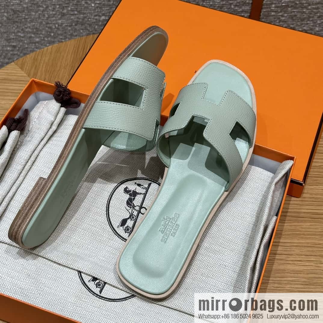 HERMES 181 Oran Sandals, Mint Green/6u/Menthe Palm Print/Epsom