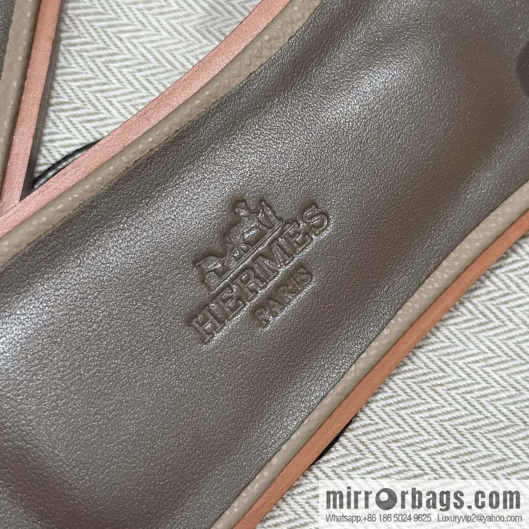 HERMES 181 Oran Slippers S2/Trench/Windbreaker Grey Epsom/Palmprint