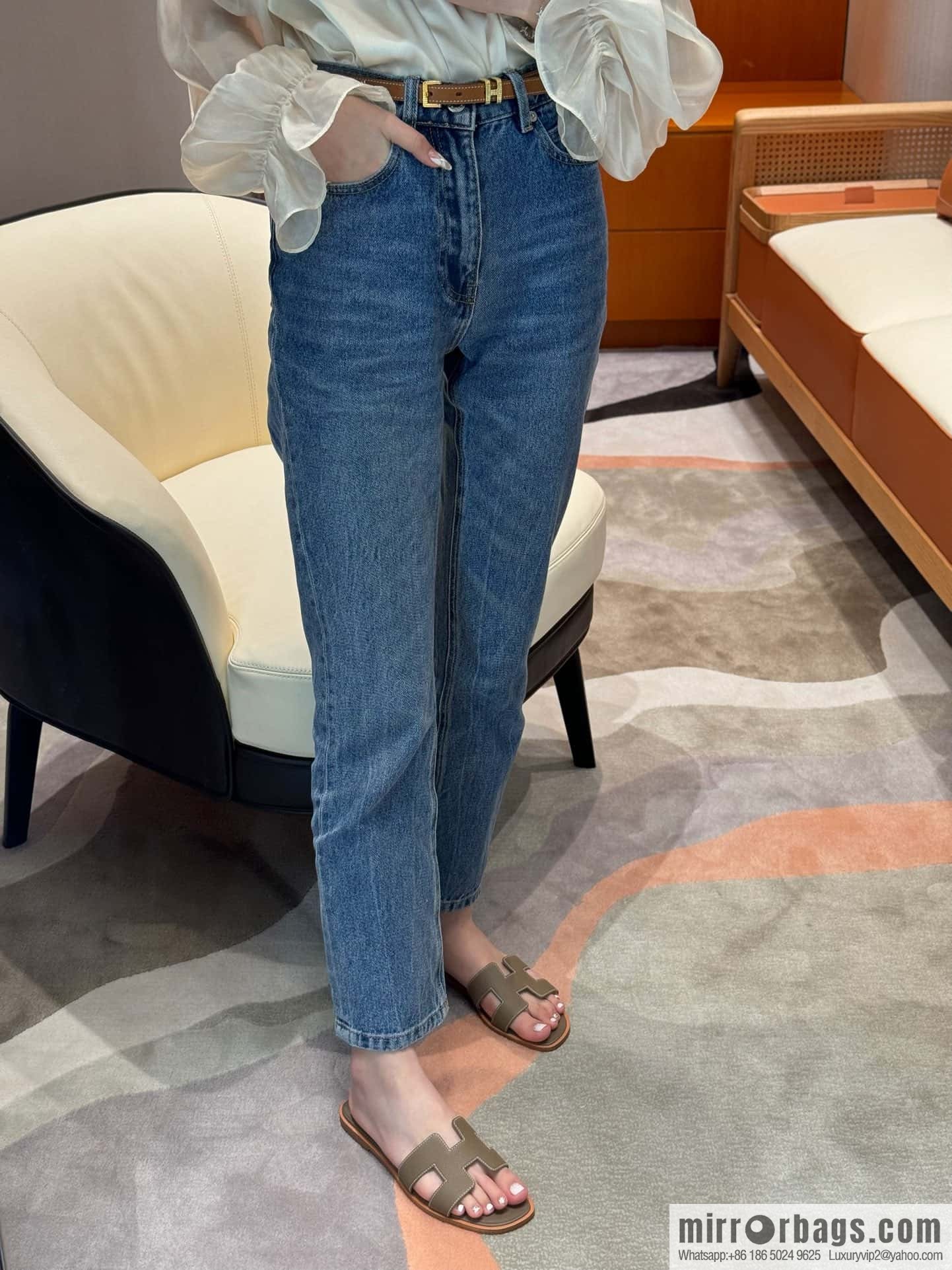 HERMES 181 Oran Slippers 18/Etoupe/Elephant Grey Epsom/Palmprint (Copy)
