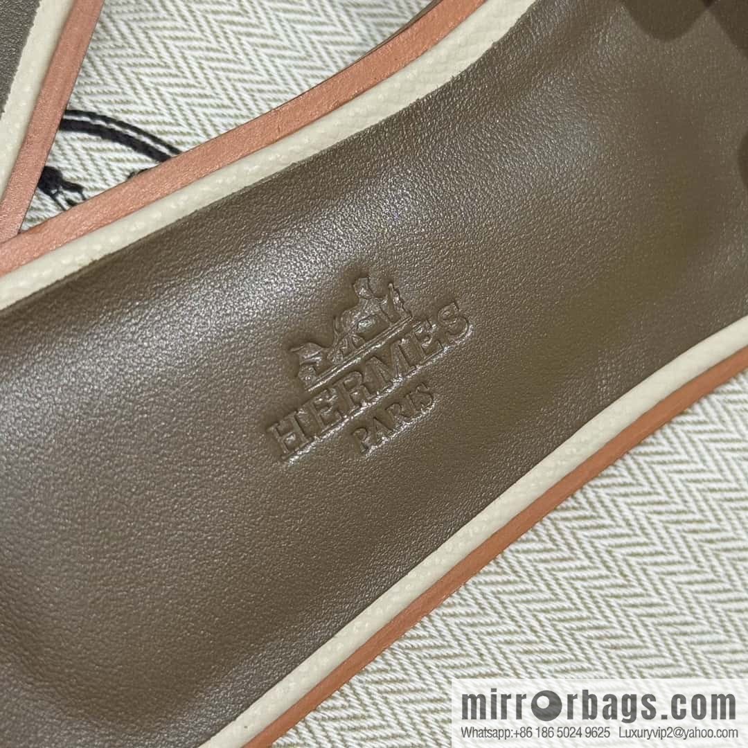 HERMES 181 Oran Slippers 10/Craie/Milkshake White Epsom/Palmprint
