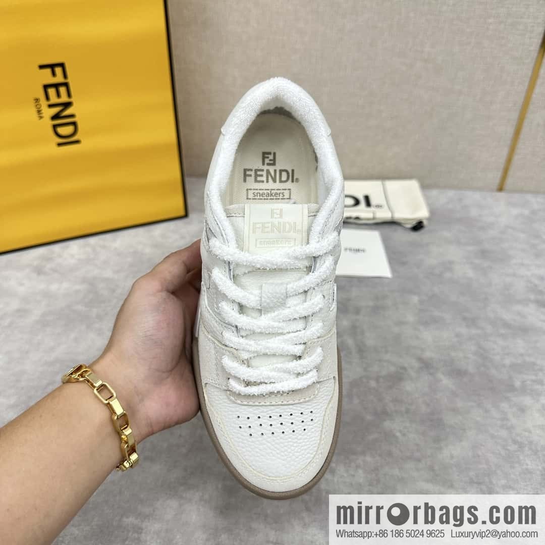 FD new products, couple models, retro contrasting sports shoes and board shoes.