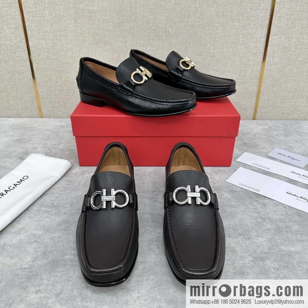 ππSF Replica Luxury Handbag, Fira~ Gemu FERRAGAM * Early Spring New Loafers Leather Shoes Gancini Buckle Moccasin Shoes