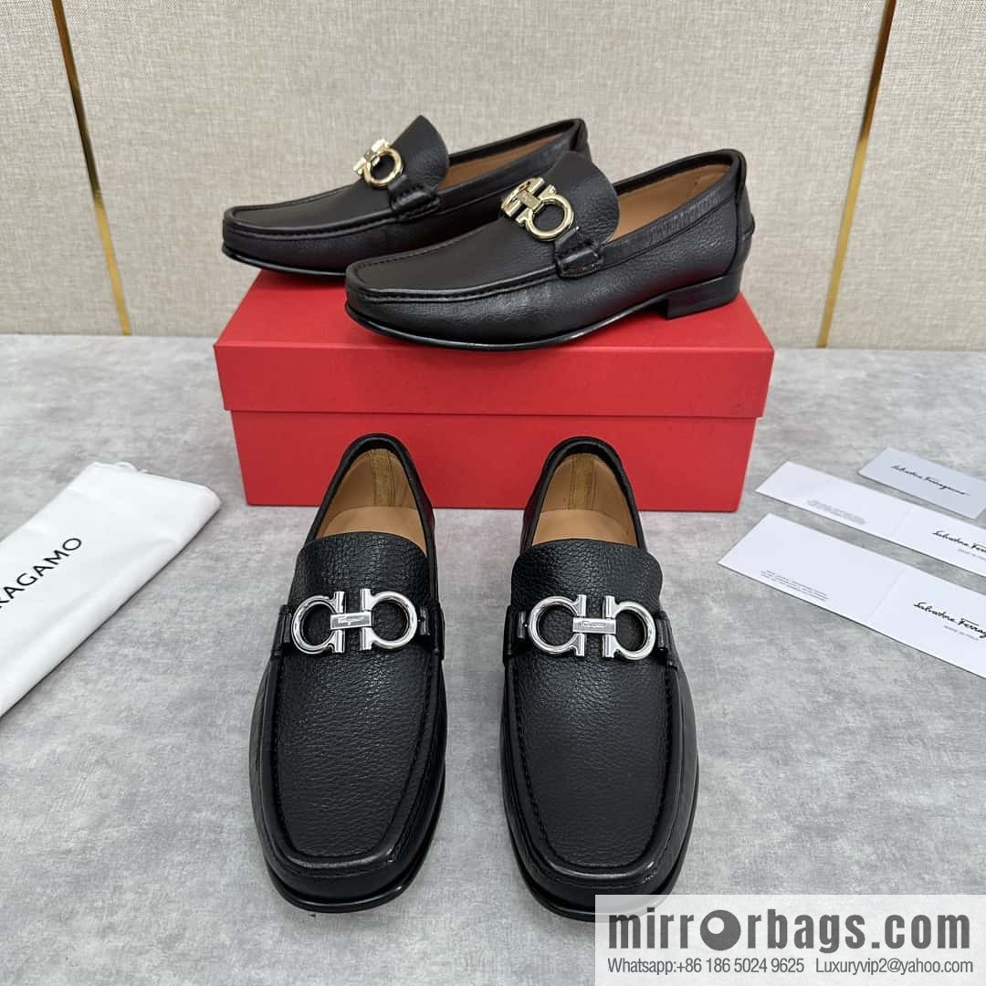 ππSF Replica Luxury Handbag, Fira~ Gemu FERRAGAM * Early Spring New Loafers Leather Shoes Gancini Buckle Moccasin Shoes