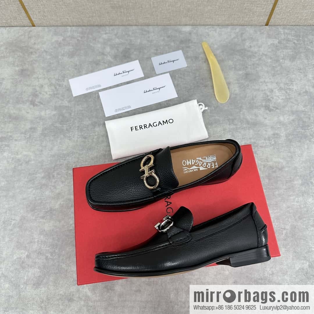 ππSF Replica Luxury Handbag, Fira~ Gemu FERRAGAM * Early Spring New Loafers Leather Shoes Gancini Buckle Moccasin Shoes