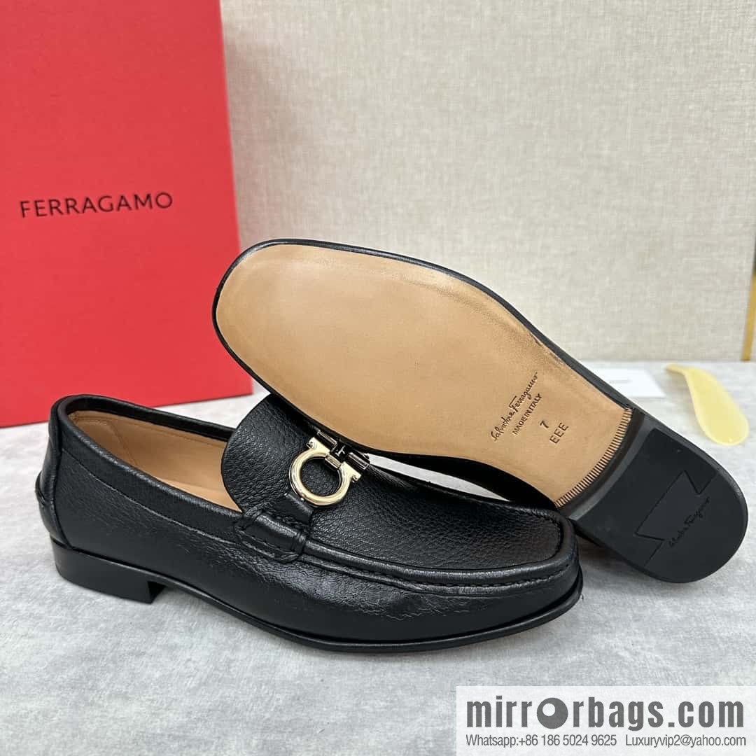 ππSF Replica Luxury Handbag, Fira~ Gemu FERRAGAM * Early Spring New Loafers Leather Shoes Gancini Buckle Moccasin Shoes