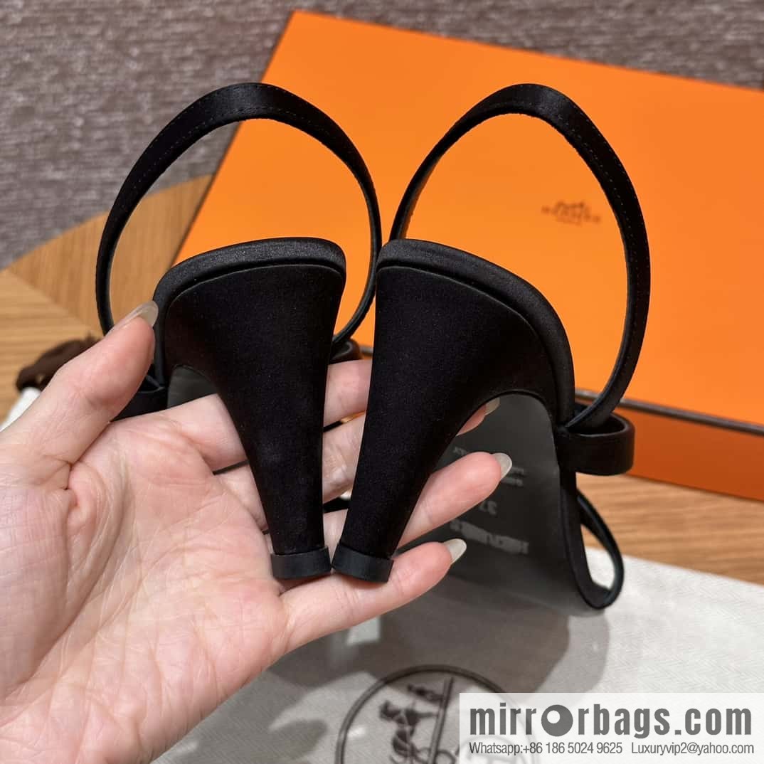 HERMES 160 Glamour sandals 75 ck89/black/black, crepe satin/Crepe satin