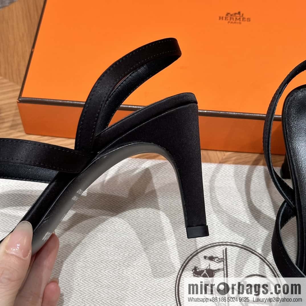 HERMES 160 Glamour sandals 75 ck89/black/black, crepe satin/Crepe satin