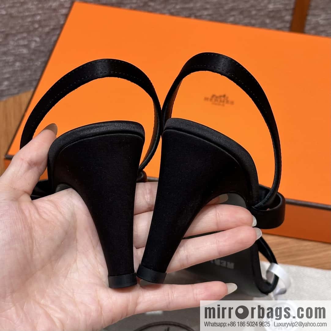 HERMES 160 Glamour sandals 75 ck89/black/black, crepe satin/Crepe satin