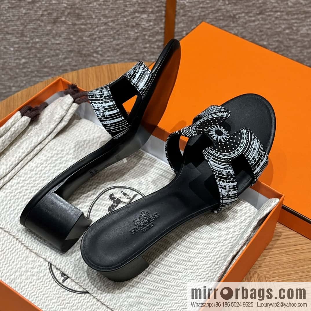 HERMES 185 Oasis High Heel Sandals, Black/ck89/noir /Swift