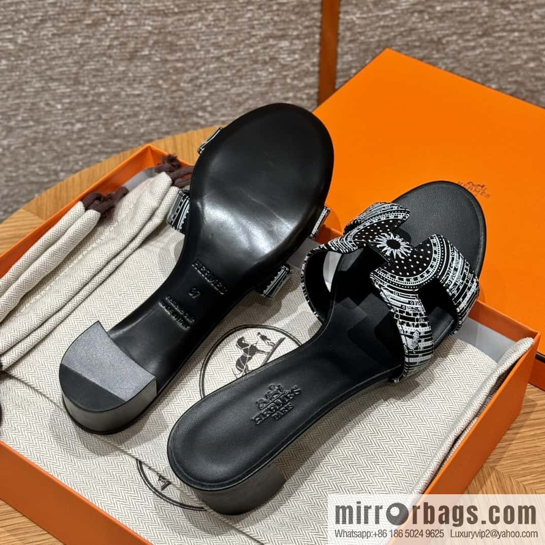 HERMES 185 Oasis High Heel Sandals, Black/ck89/noir /Swift