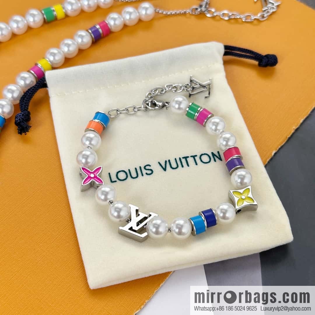 ❗️New ❗️ LV Louis Vuitton MNG PEARLS PARTY Necklace, Bracelet ☀️