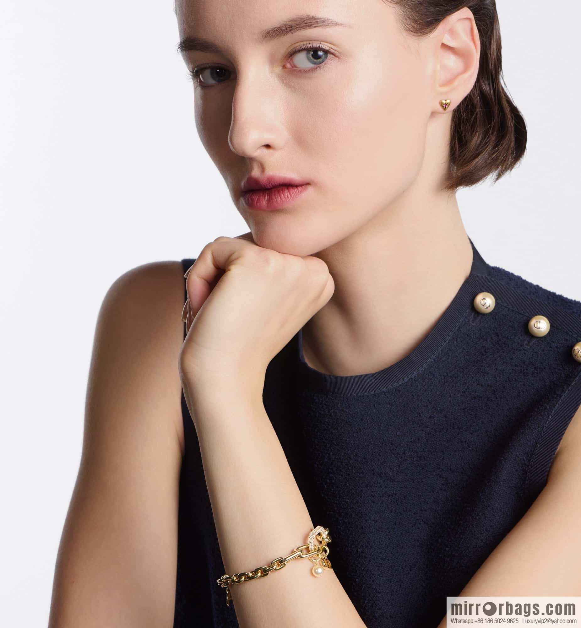 New ☑️ DIOR CD Pearl Chain Bracelet