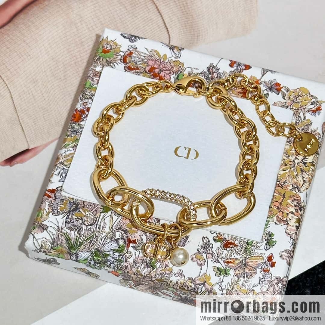 New ☑️ DIOR CD Pearl Chain Bracelet