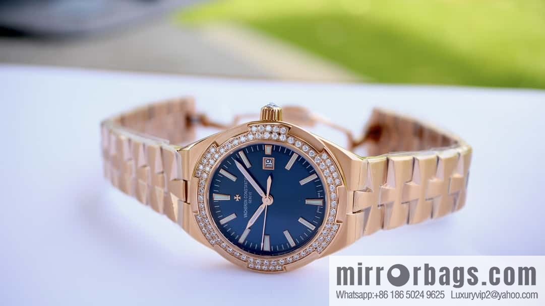 VC Vacheron Constantin's new Overseas vertical and horizontal series [Model] 4600V/4605v-200R/ACAL.1088/1 self-winding integrated movement