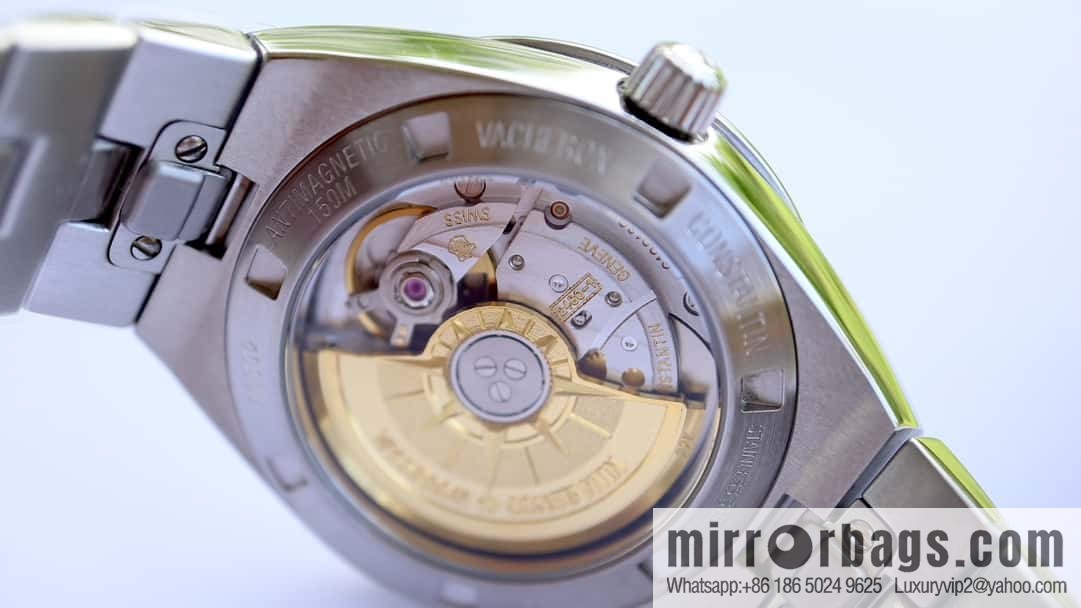 VC Vacheron Constantin's new Overseas vertical and horizontal series [Model] 4600V/4605v-200R/ACAL.1088/1 self-winding integrated movement