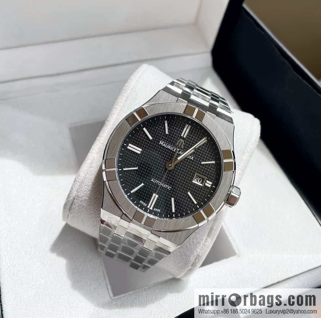 Amy 3 Nautilus, Royal Oak, Across the World Amy AIKON Men's Watch