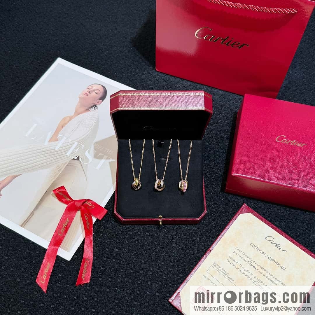 ❗️New ❗️ ☀️☀ BVLGARI DIVAS'DREAM Chalcedony Fan Bracelet with Diamond ☀️ (Copy)