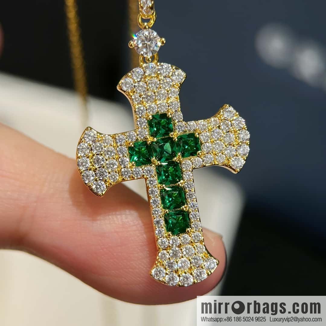 ❗️New ❗️ GRAFF Full Diamond Cross Necklace