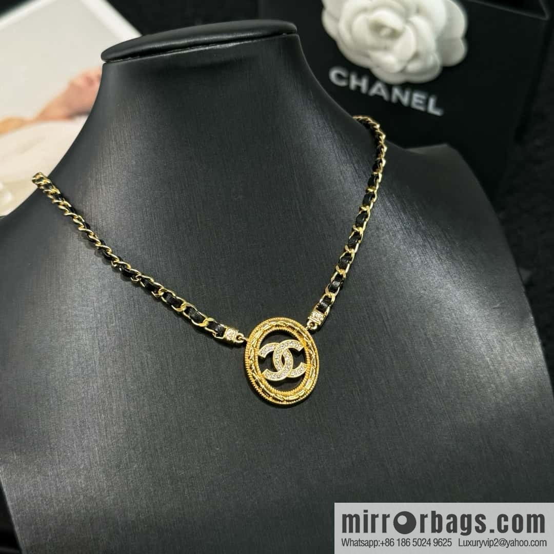 New ☑️ CHANEL double C oval black leather rope necklace