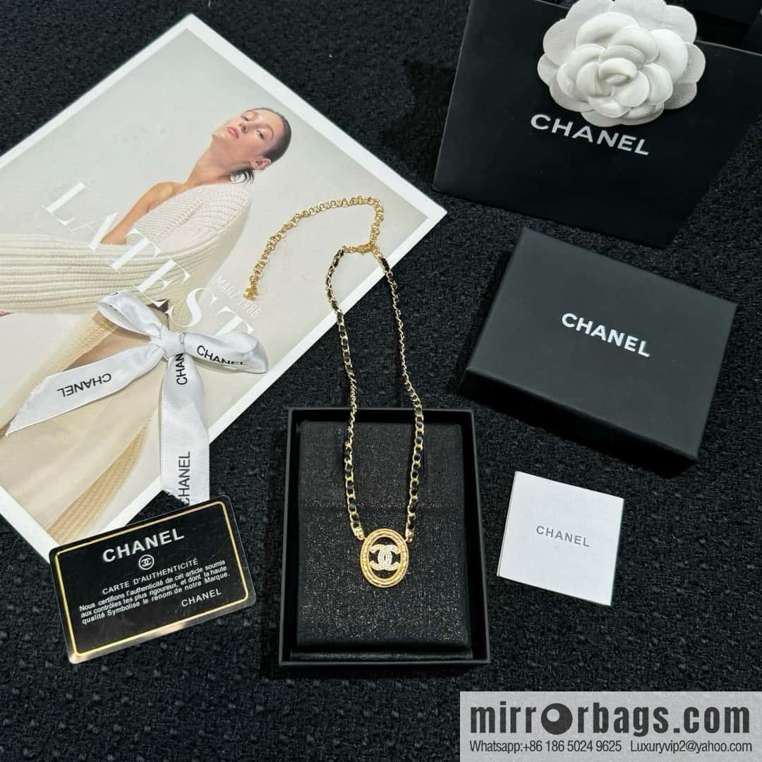 New ☑️ CHANEL double C oval black leather rope necklace