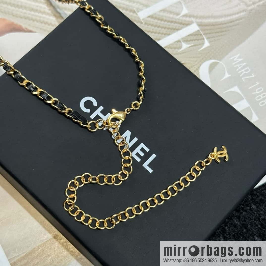 New ☑️ CHANEL double C oval black leather rope necklace