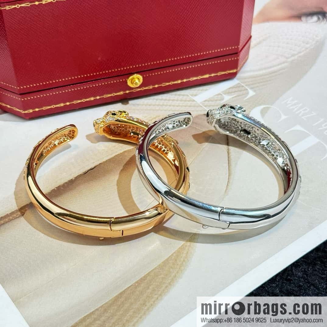 ❗️CNC version ❗️ ☀️ delivery of a full set of Cartier packaging ☀️ Cartier Cartier full diamond leopard bracelet ☀️