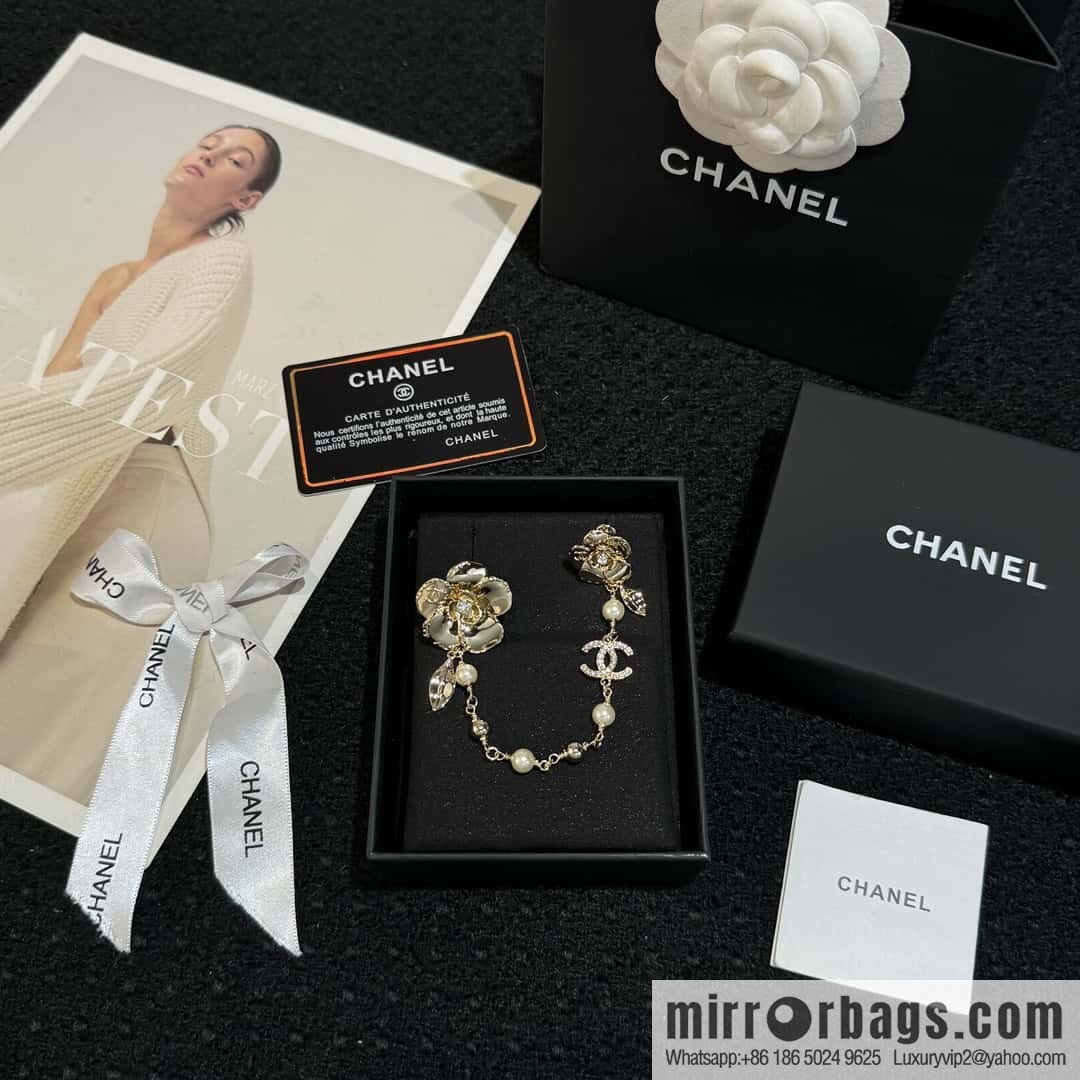 ❗️New ❗️☀️ New ☑️ Chanel Double C Gold Camellia Brooch ☀️