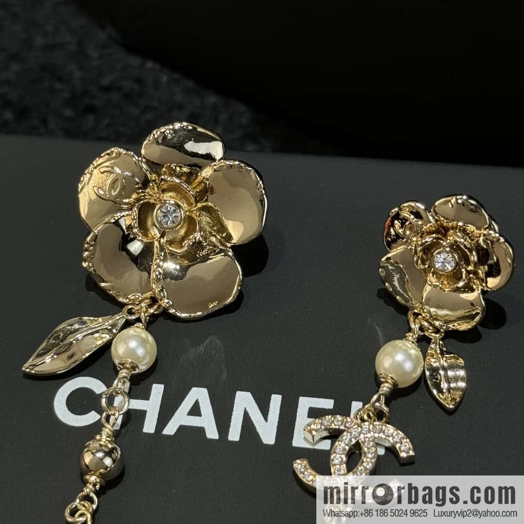 ❗️New ❗️☀️ New ☑️ Chanel Double C Gold Camellia Brooch ☀️