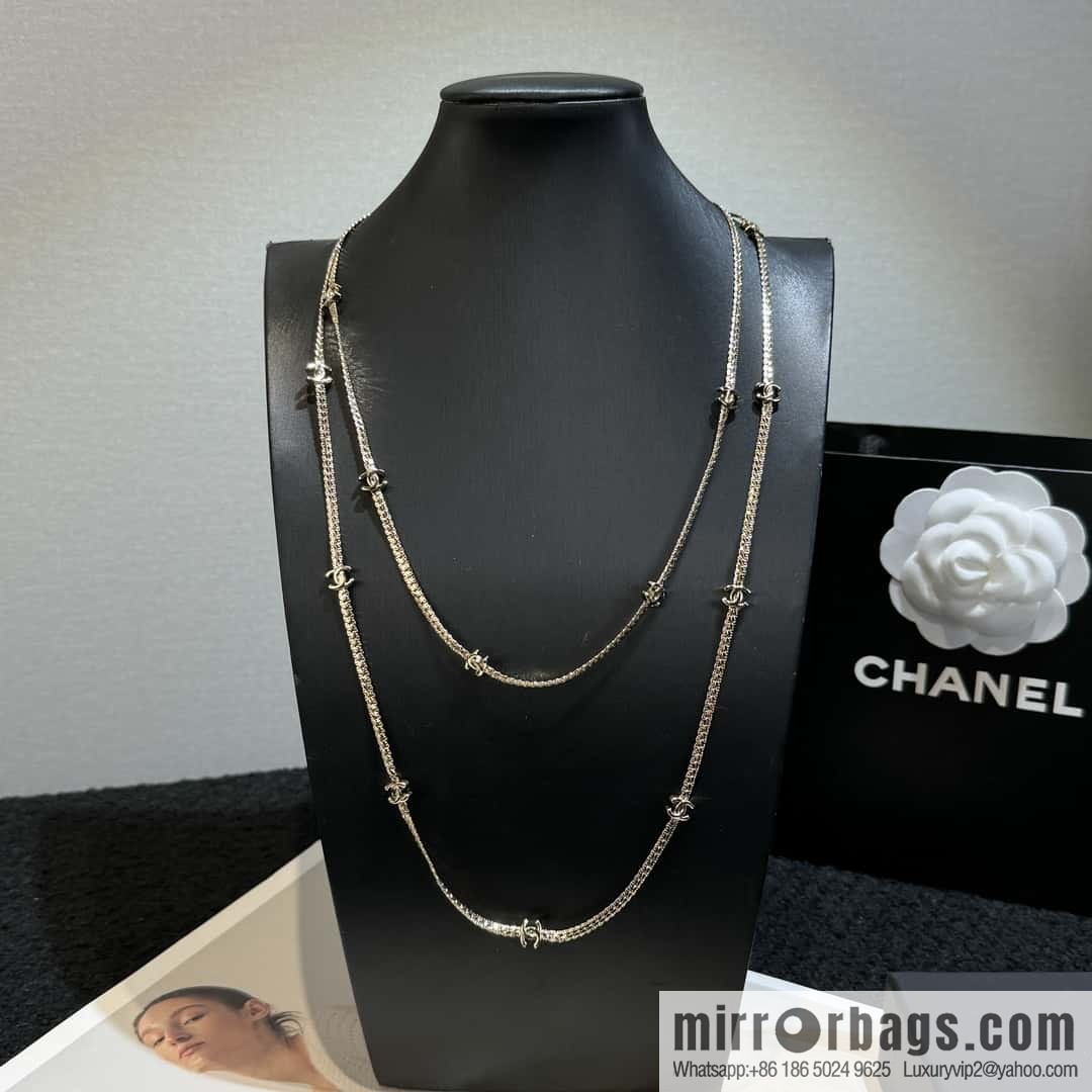 ❗️New ❗️ ☀️ new ☑️ Chanel 15 double c snake bone long necklace ☀️