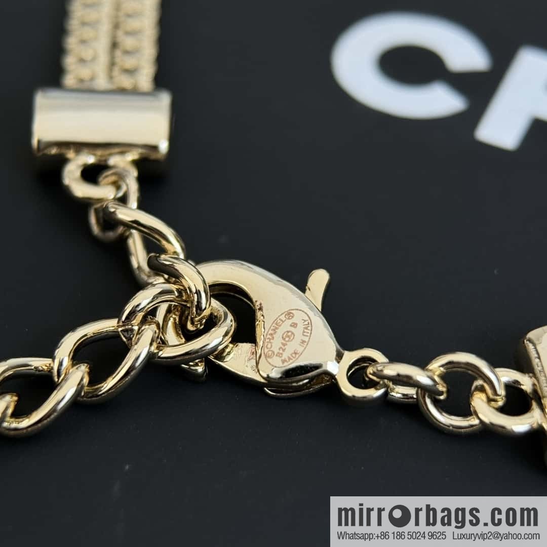 ❗️New ❗️☀️ New ☑️ Chanel Gold Double C Double Snake Bone Chain Necklace ☀️