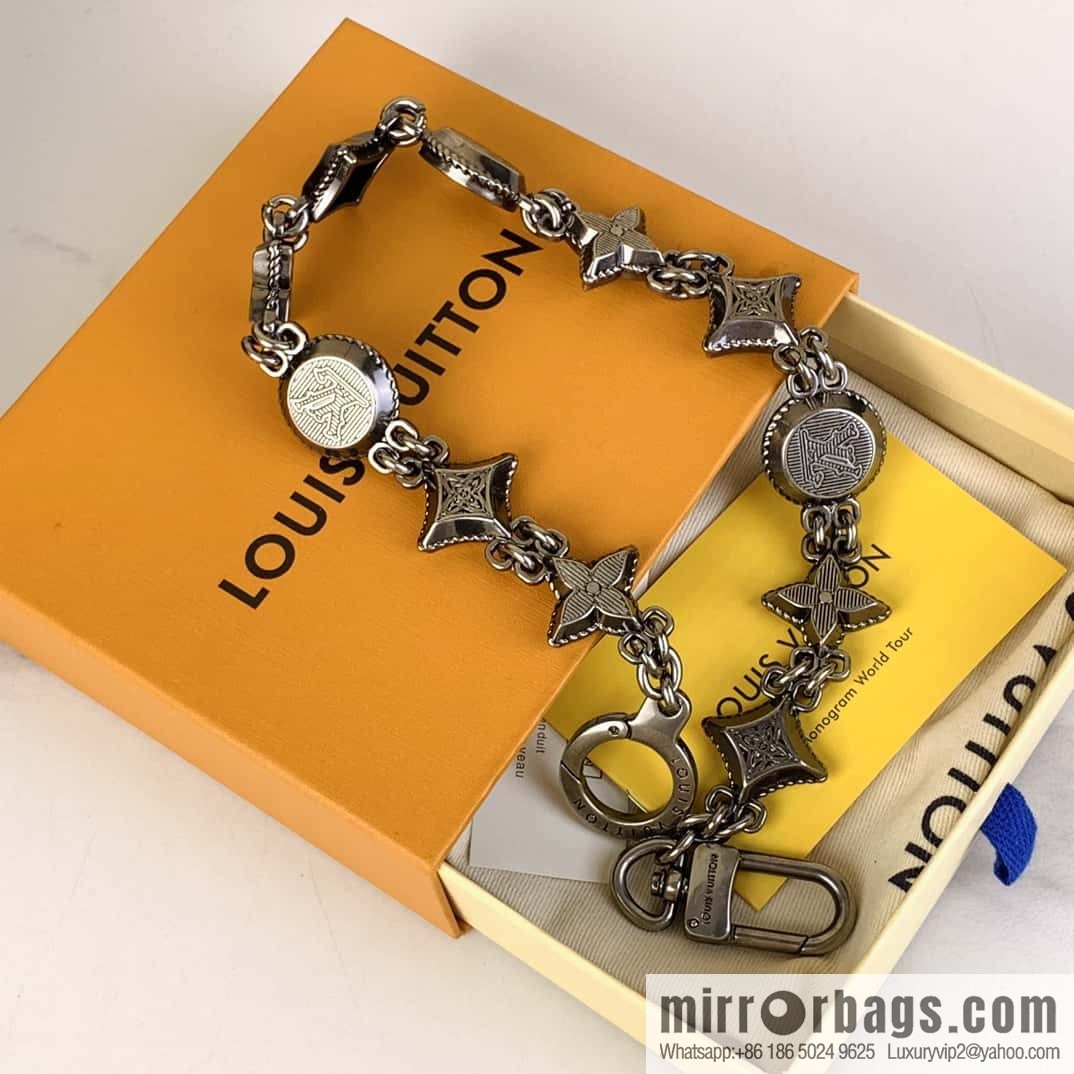 Lv's Crow Heart Chain, Versatile M02031 Season's New WESTERN Belt Chain and Bags