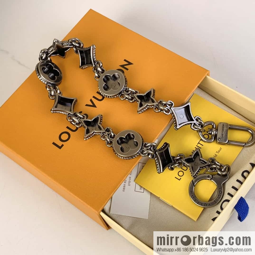 Lv's Crow Heart Chain, Versatile M02031 Season's New WESTERN Belt Chain and Bags