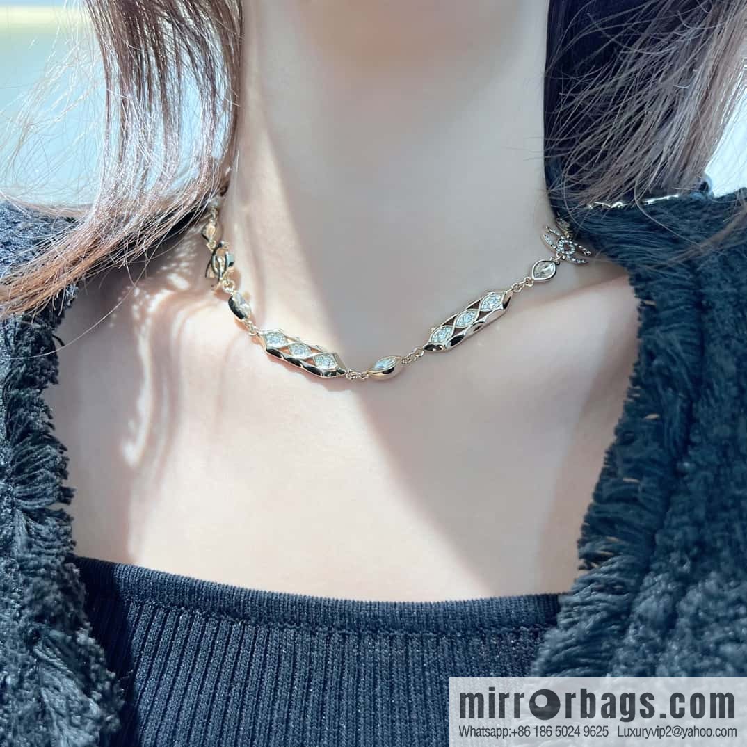 ❗️New ❗️☀️ New ☑️ Chanel Double C Horse Eye Rhinestone Necklace ☀️