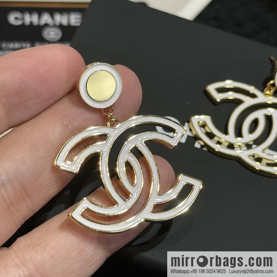 ❗️New ❗️ ☀️ new ☑️ Chanel double c stud earrings ☀️