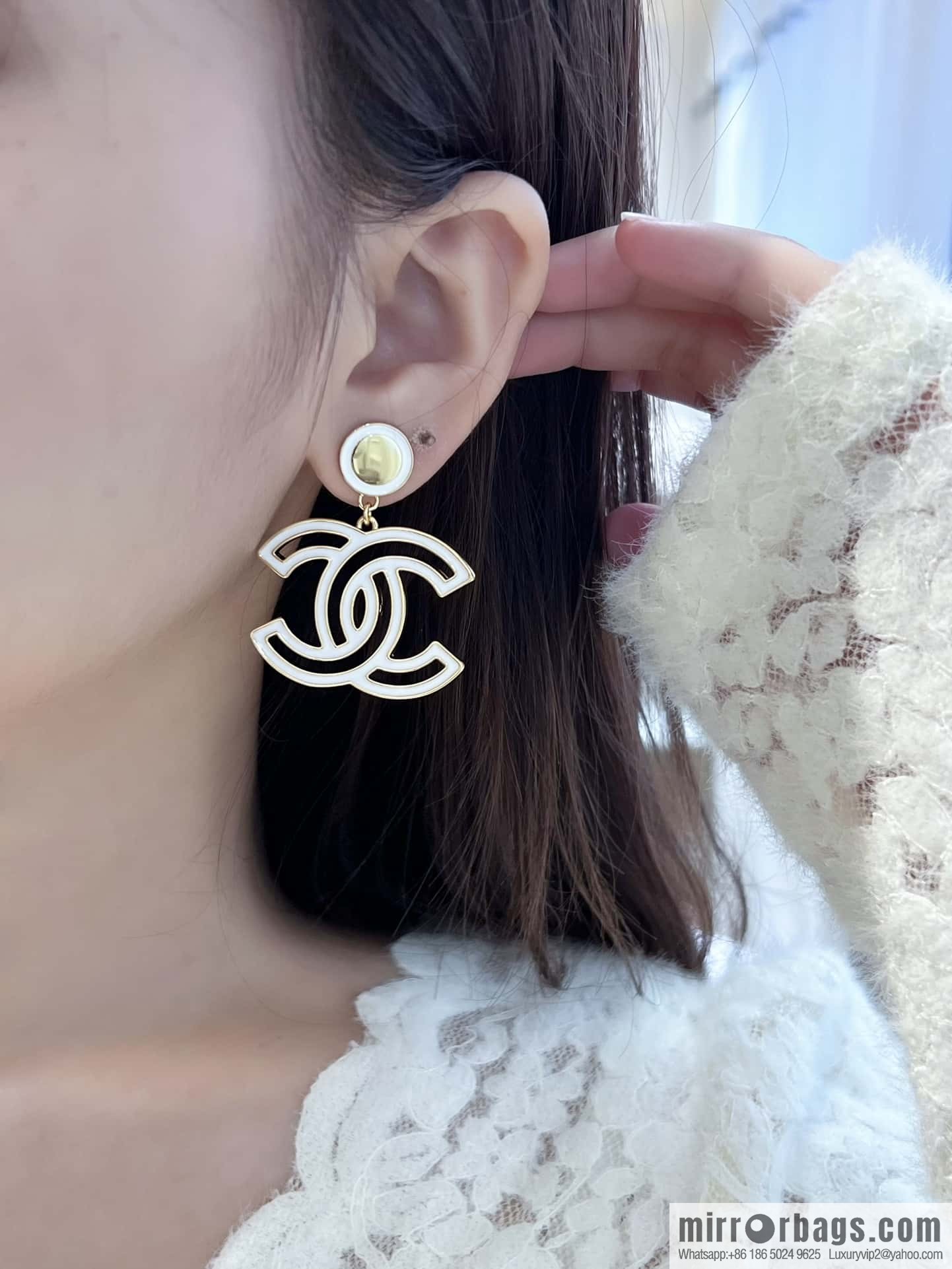 ❗️New ❗️ ☀️ new ☑️ Chanel double c stud earrings ☀️