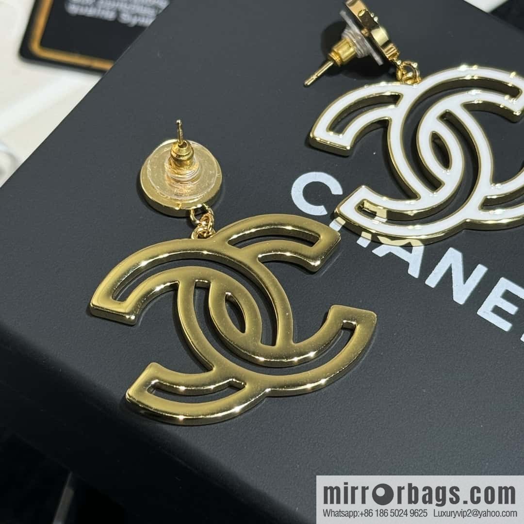 ❗️New ❗️ ☀️ new ☑️ Chanel double c stud earrings ☀️