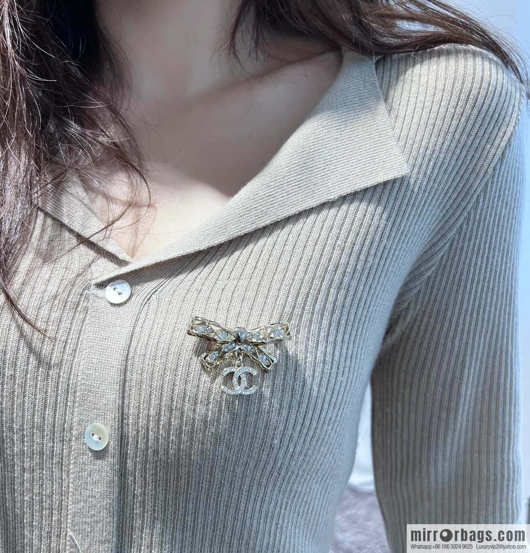 ❗️New ❗️☀️ New ☑️ Chanel Double C Bow Brooch ☀️