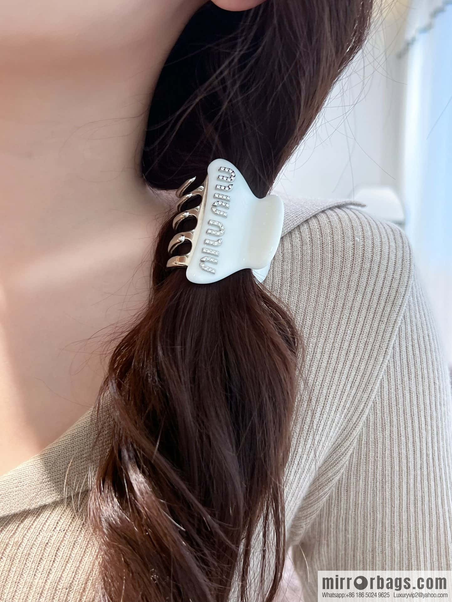 MIU MIU Miu Full Drill Hairpin Hair Grab