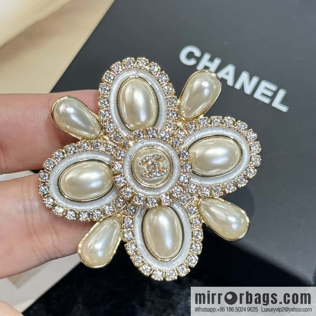 ❗️New ❗️ ☀️ new ☑️ Chanel double c flower brooch ☀️