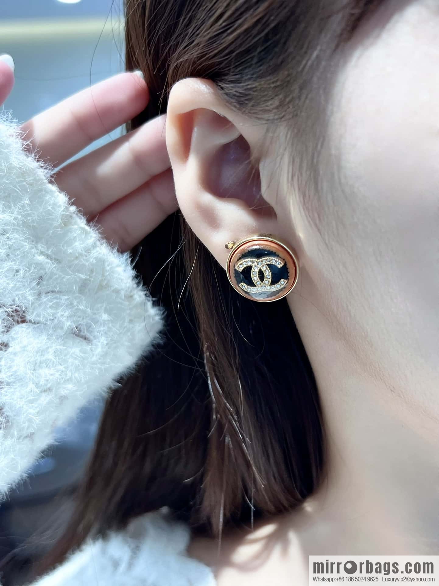❗️New ❗️ ☀️ new ☑️ Chanel double c round stud earrings ☀️