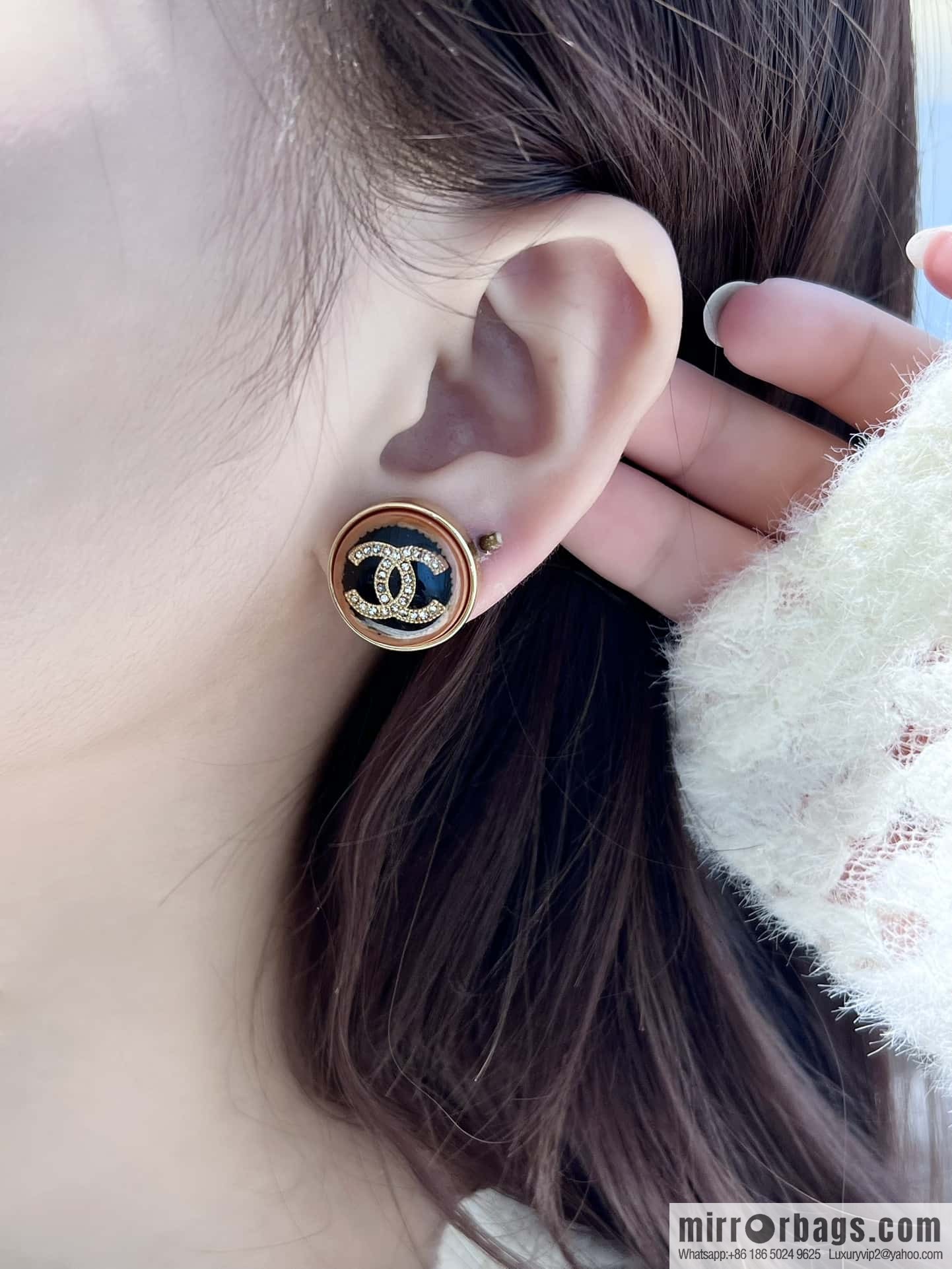 ❗️New ❗️ ☀️ new ☑️ Chanel double c round stud earrings ☀️