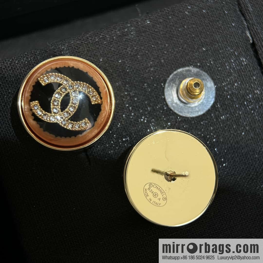 ❗️New ❗️ ☀️ new ☑️ Chanel double c round stud earrings ☀️